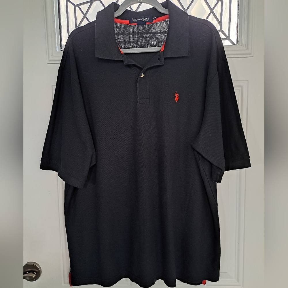Men's black polo shirt, size 2XL.
